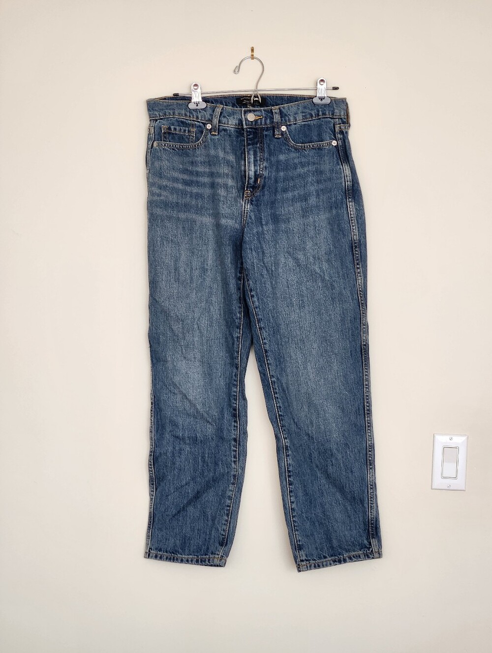 Classic Straight-Leg Women's Jeans in Blue